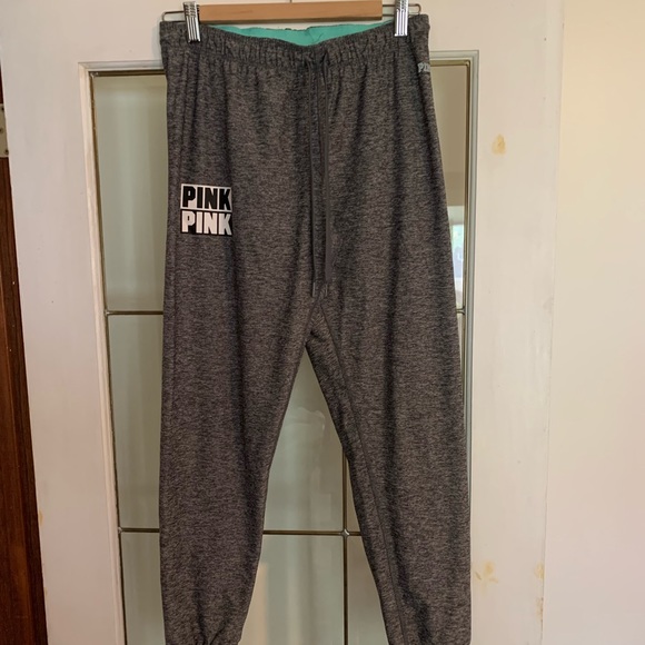 PINK Ultimate Yoga Pants - Picture 4 of 6